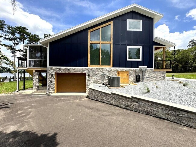 Building Photo - 419 N Apopka Ave