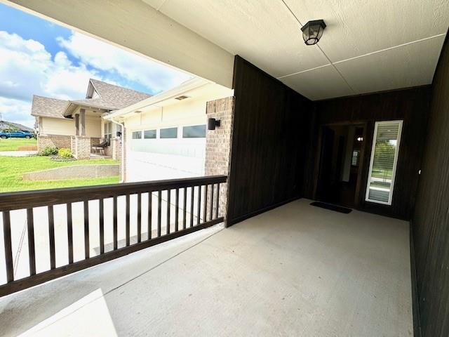 Building Photo - 416 Vista Dr