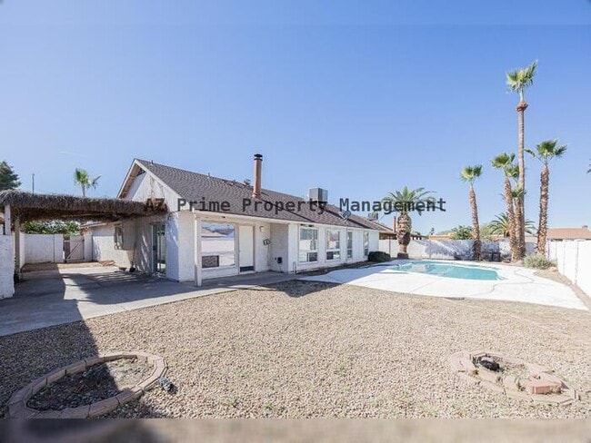 Building Photo - 1308 W Marlboro Dr