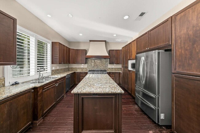 Building Photo - Available now! Thoughtfully designed home offering space, comfort and long-term livability