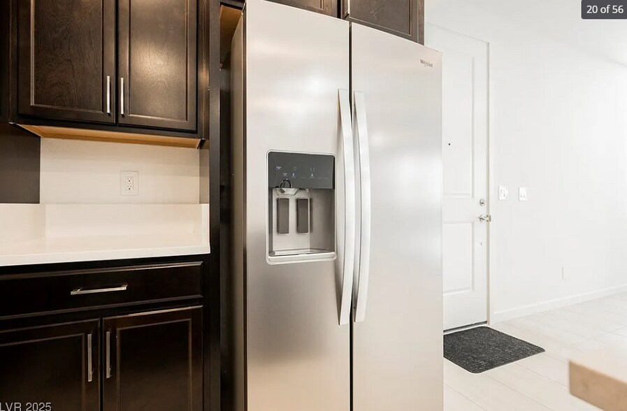 Building Photo - 2451 Altitude St