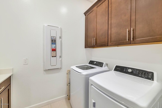 Building Photo - 16979 W Alameda Rd