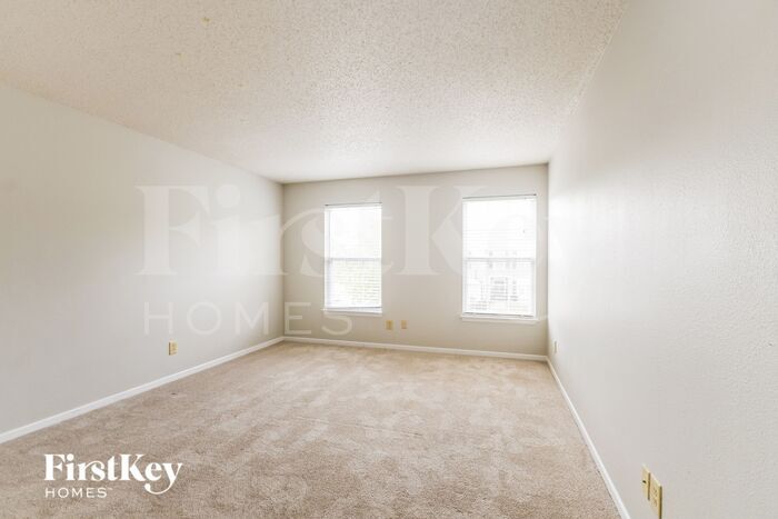 Building Photo - 12663 Republic Dr