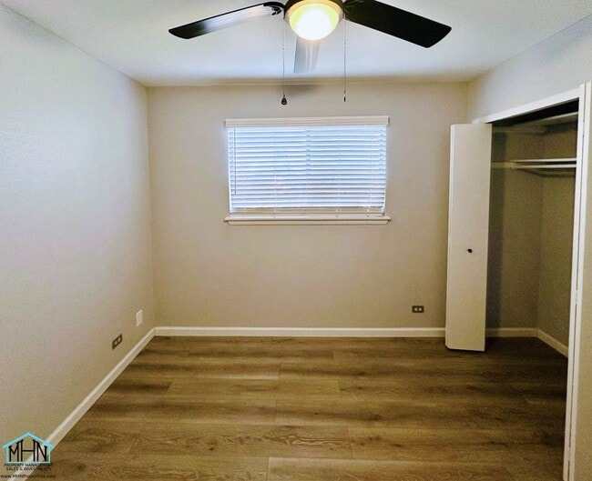 Building Photo - Welcome to Your Dream Home in Thunderbird ...