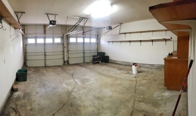 Building Photo - 5305 Ammons St