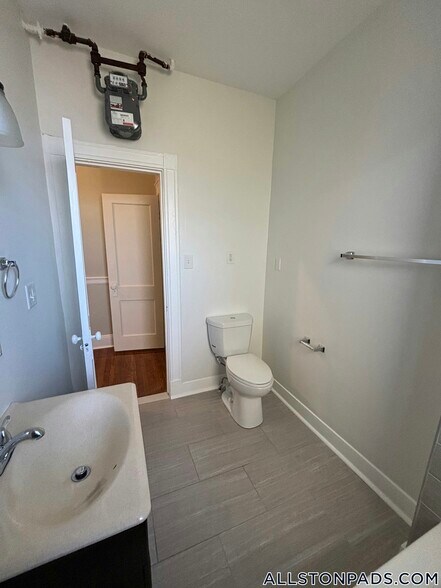 Building Photo - 1193 Commonwealth Ave