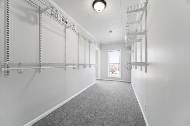 Building Photo - 801 W 26th St