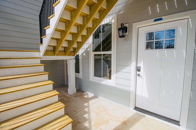 Building Photo - "Welcome to Olympia – Brand New Units + $4...