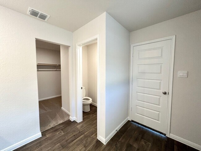 Building Photo - New 4 Bd 2 Ba Home Available for Move In!