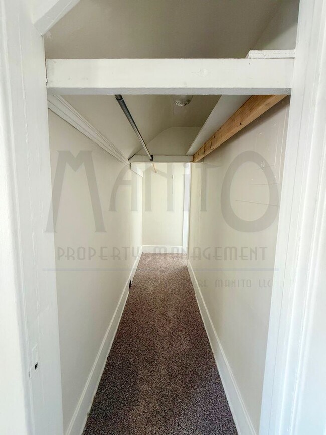 Building Photo - Garland Triplex