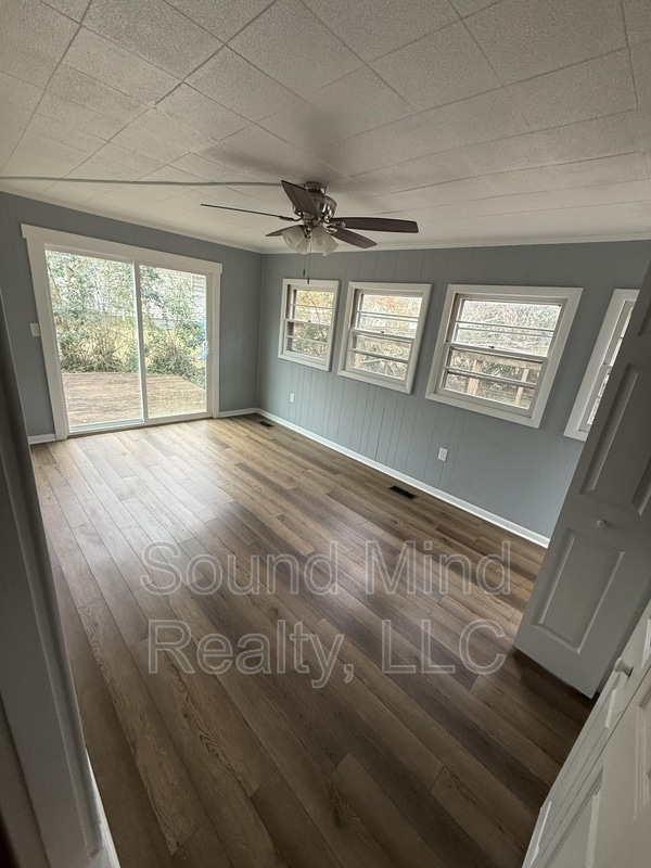 Building Photo - 515 Madison Ave