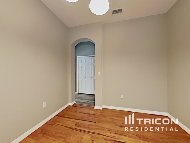 Building Photo - 15213 Durango Cir