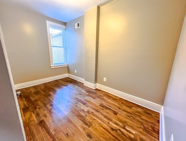 Building Photo - 426 Mosher St