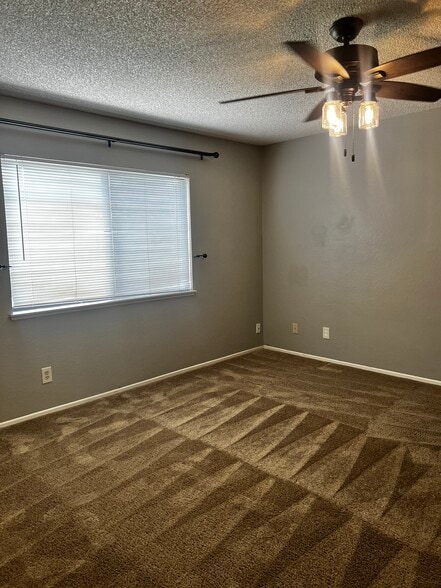 Primary Bedroom - 2716 W Avenue K4