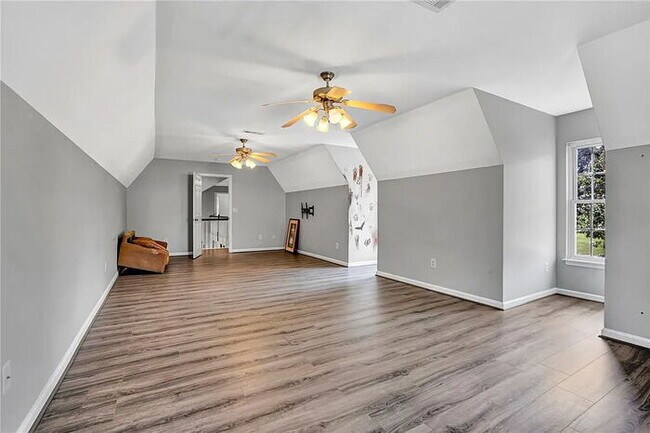 Building Photo - 175 Rock Moss Dr