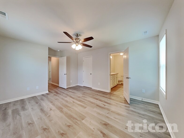 Building Photo - 123 Willow Ridge Cir