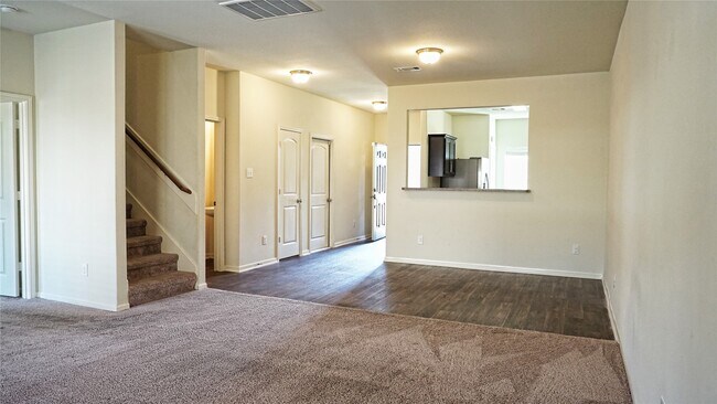 Building Photo - 10510 Pine Landing Dr