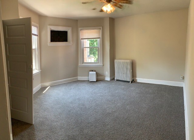 Building Photo - 332 S 43rd St