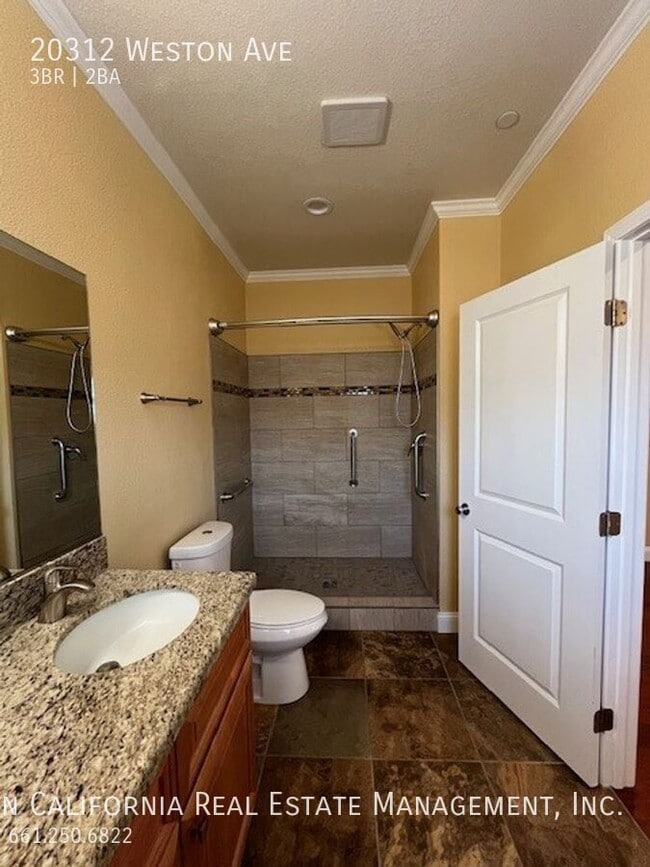 Building Photo - 20312 Weston Ave