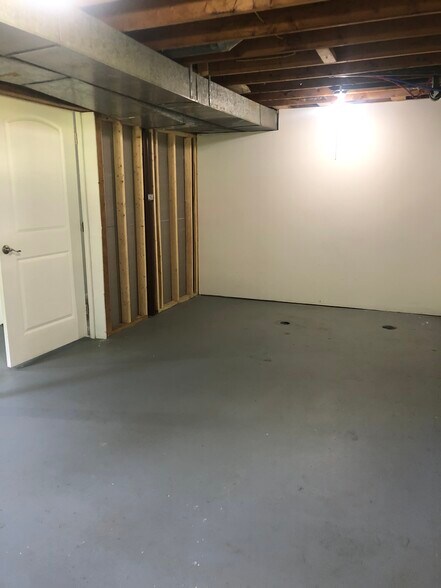 Basement - 3243 Hemlock Dr