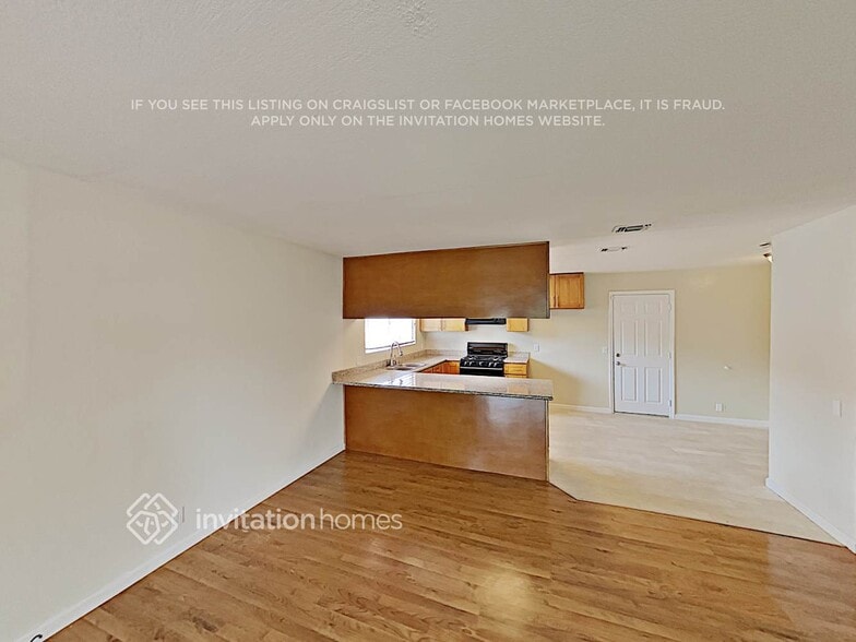 Building Photo - 395 Spindrift Way