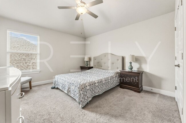 Building Photo - 240 Cross Timbers Dr
