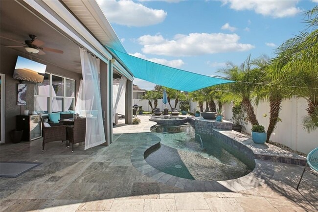 Building Photo - 2624 Kenchester Loop