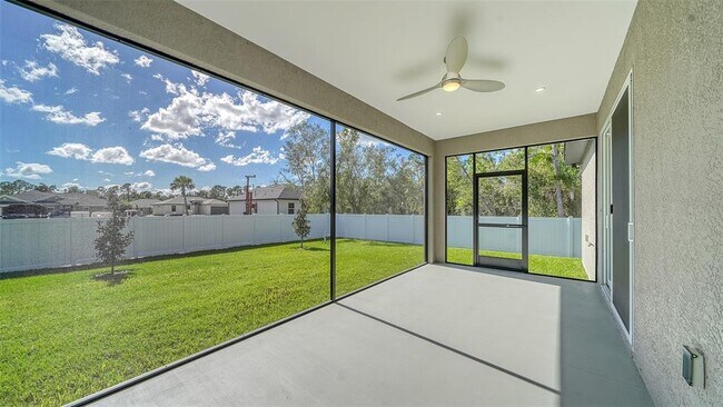 Building Photo - 6227 Tropicaire Blvd