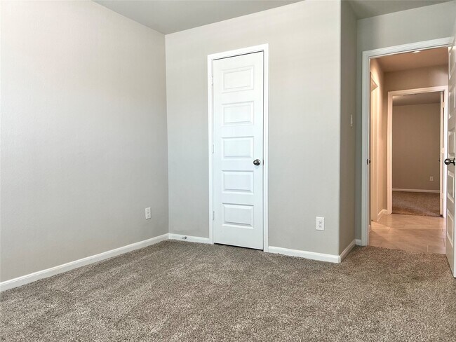 Building Photo - 21026 Albany Landing Ln