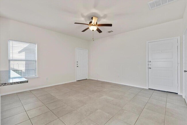 Building Photo - 126 Dodge Rd