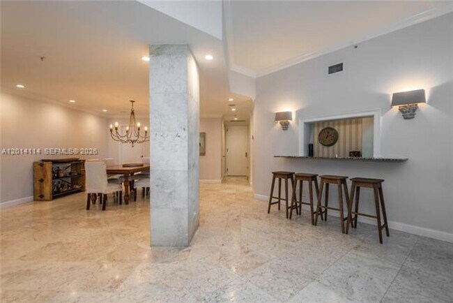 Building Photo - 888 Brickell Key Dr
