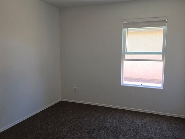 Building Photo - 2068 E Andalusian Loop