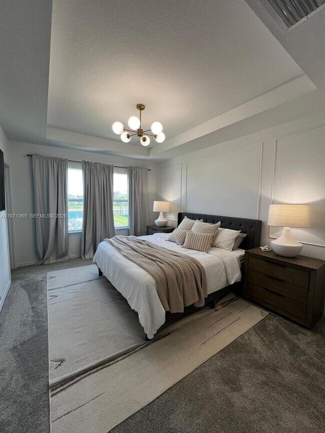 Building Photo - 6140 Planta LN