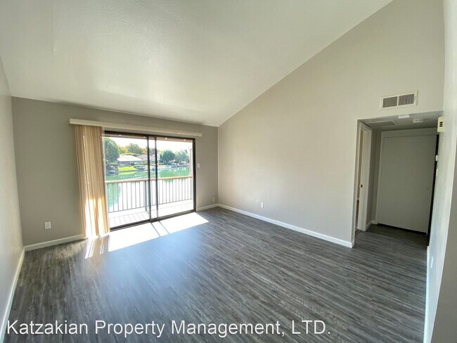 Building Photo - 3702 W Benjamin Holt Dr