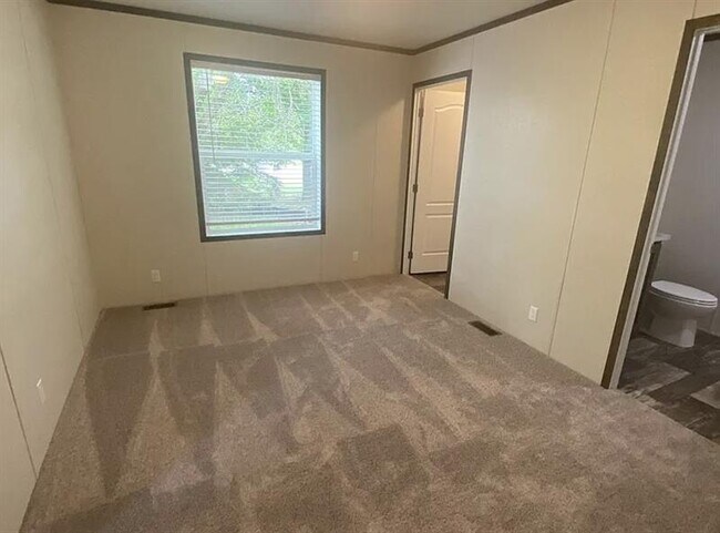 Building Photo - ELEGANT CARY HOME