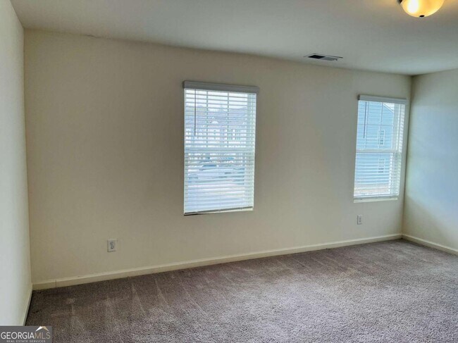 Building Photo - 404 Union Station St