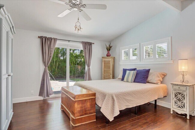 Building Photo - 1110 SW 15th St