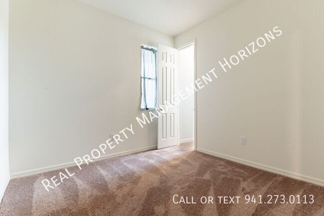 Building Photo - 2632 89th St Cir E