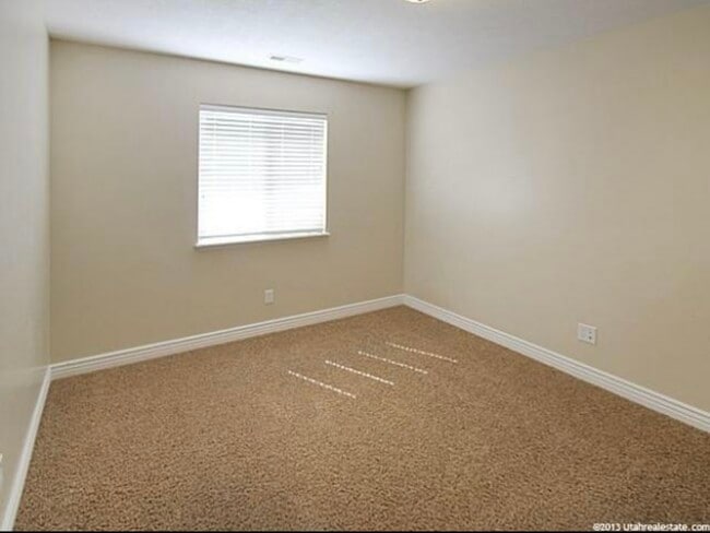 Building Photo - 288 Snowy River Ct