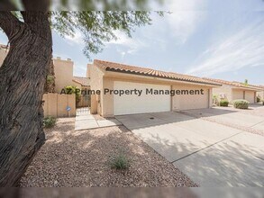 Building Photo - 1650 N Ventura Ln