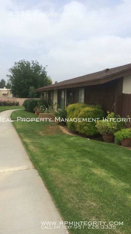 Building Photo - Ranch Style Attached Home