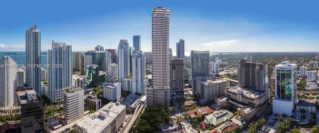Building Photo - 1000 Brickell Plaza