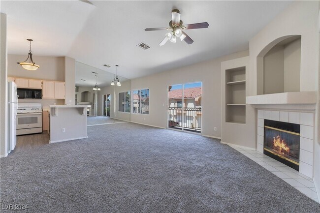 Building Photo - 5000 Red Rock St