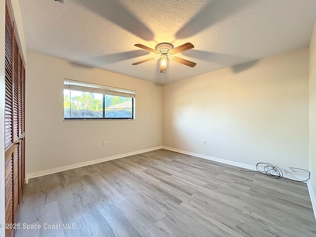 Building Photo - 640 Casa Grande Dr