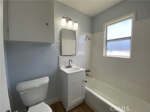 Building Photo - 506 W L St