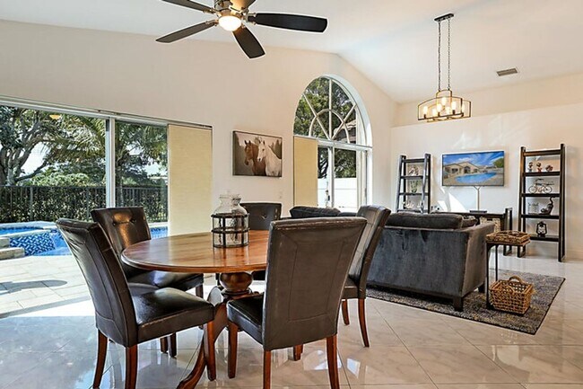 Building Photo - 18965 Adagio Dr