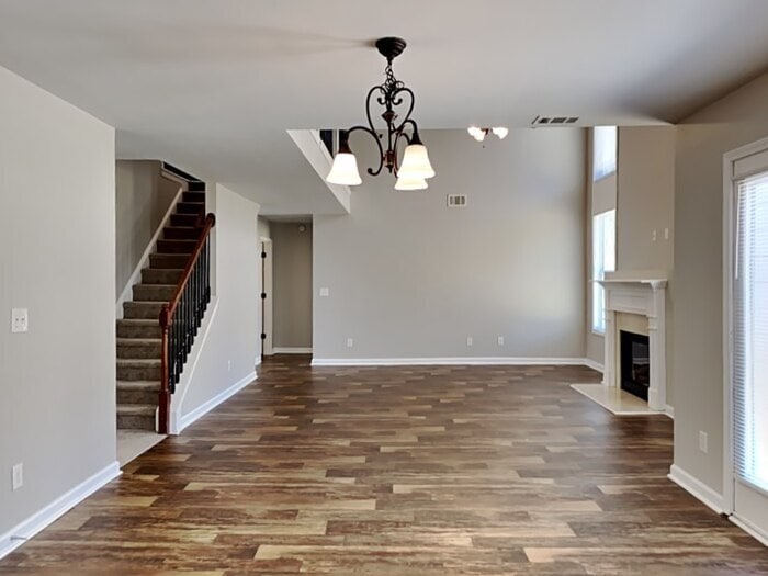 Building Photo - 1979 Raegan Way