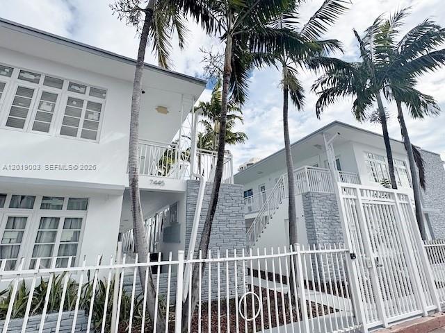 Building Photo - 7445 Harding Ave