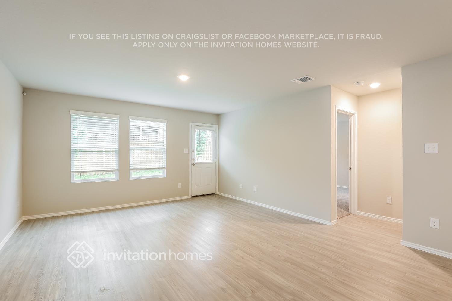 Building Photo - 5711 Leon Pl