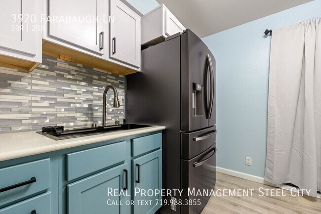 Building Photo - 3920 Farabaugh Ln